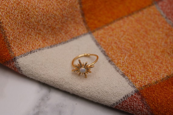 STAR JEWELRYオパール ゴールドリング STAR JEWELRYオパール ゴールドリング Opal Star Ring, Opal Birth