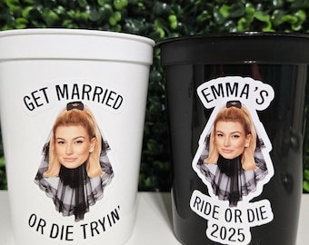Personalized Halloween Bachelorette Party Cups: Bride Face with Veil