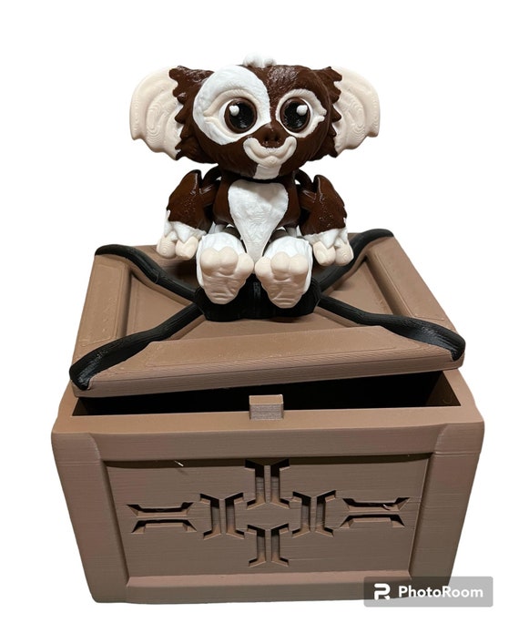 Articulated Gizmo Gremlin and Box Multicolored Filament 3D Printed