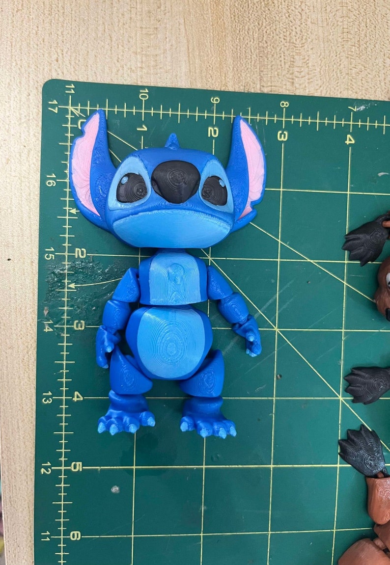 Figurine animée Stitch imprimée en 3D, idéale pour la décoration, en plastique PLA image 5