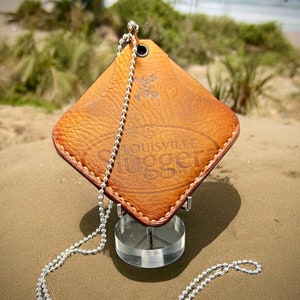 Cartera de cuero con cordón de béisbol de tres bolsillos reutilizada de un guante Louisville Slugger