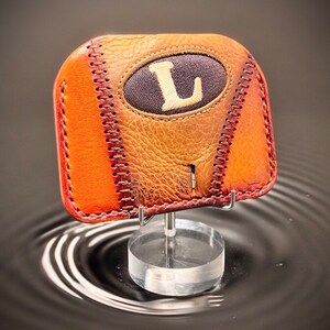 Cartera de béisbol minimalista de cuero con tres bolsillos y parche Louisville Slugger bordado