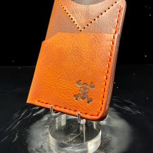 Cartera minimalista de cuatro bolsillos de cuero hecha de cuero italiano de primera calidad