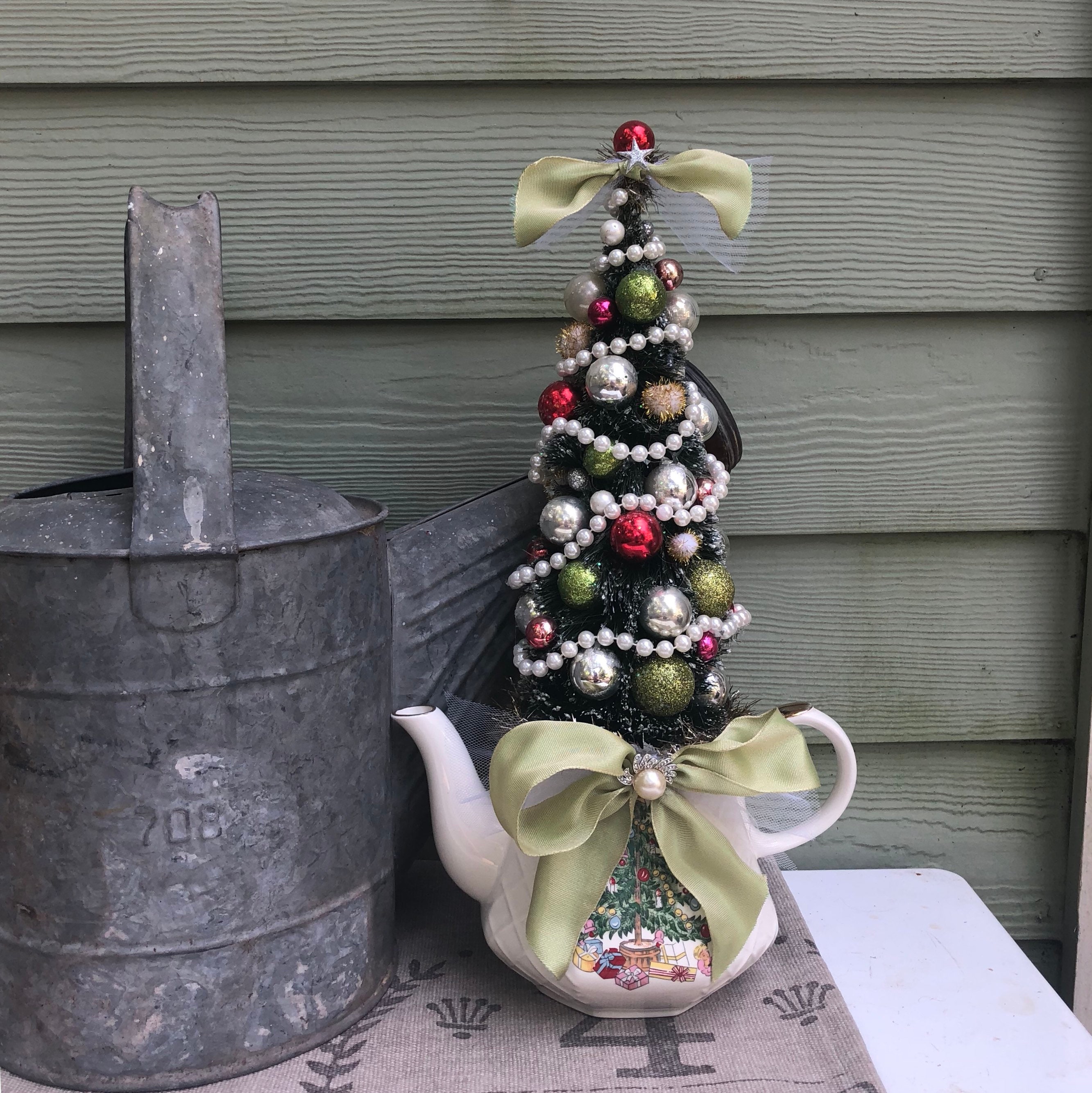 Shabby Chic Cottage Christmas Tree Holiday Centerpiece Decoration with  Vintage China Teapot; Vintage Jewelry; Bottle Brush Tree, image size:2666x2668
