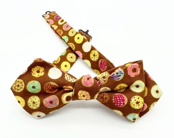 Freestyle Diamond Point Bow Tie / Donuts Doughnuts / adjustable 15 - 19 inches