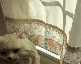 Vintage Curtains, Blue, Pink, Floral, Cottage Chic, Vintage Chic, Country Curtains, 80s (B293)