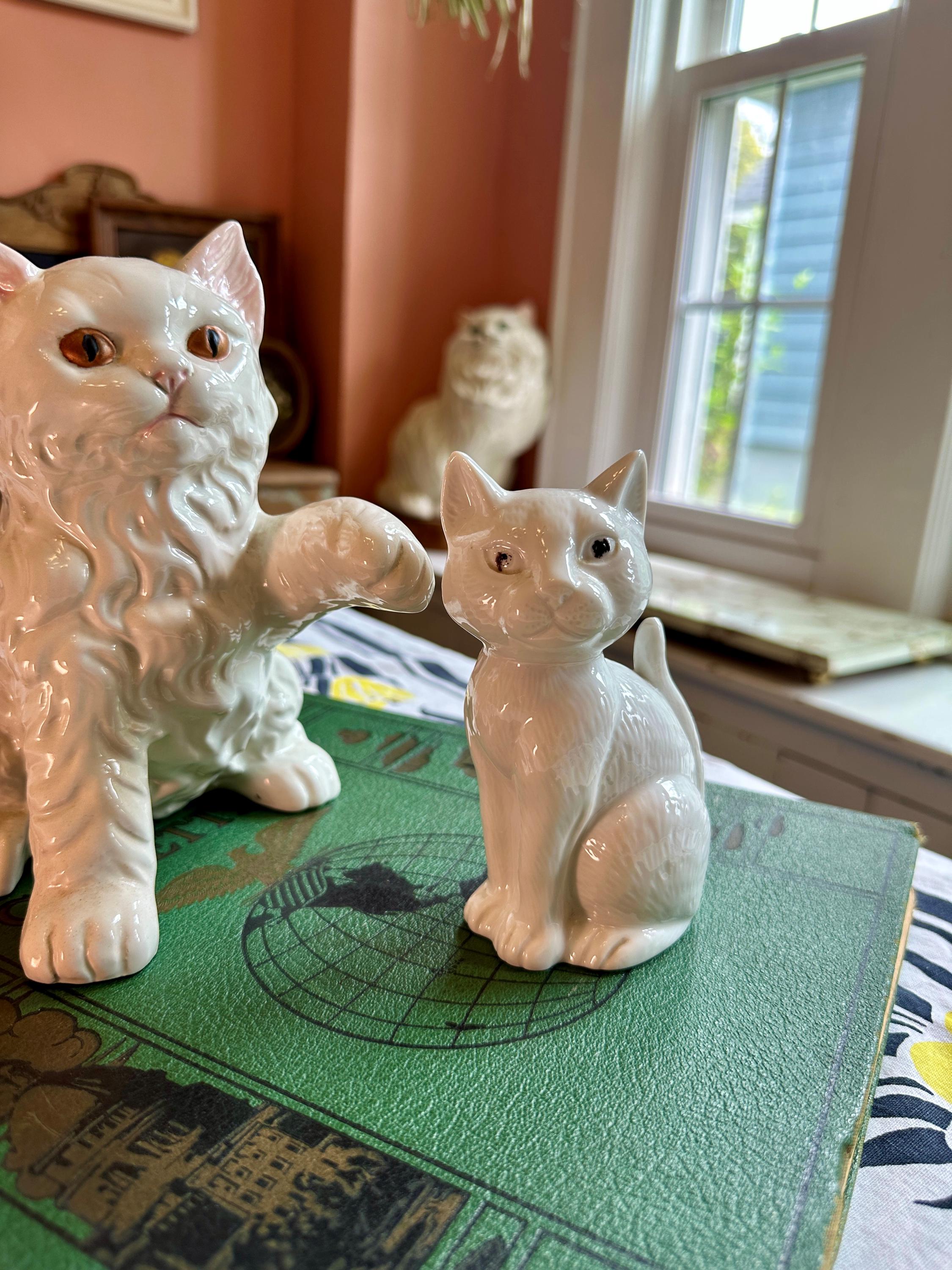 Vintage Cat Figurine, 5