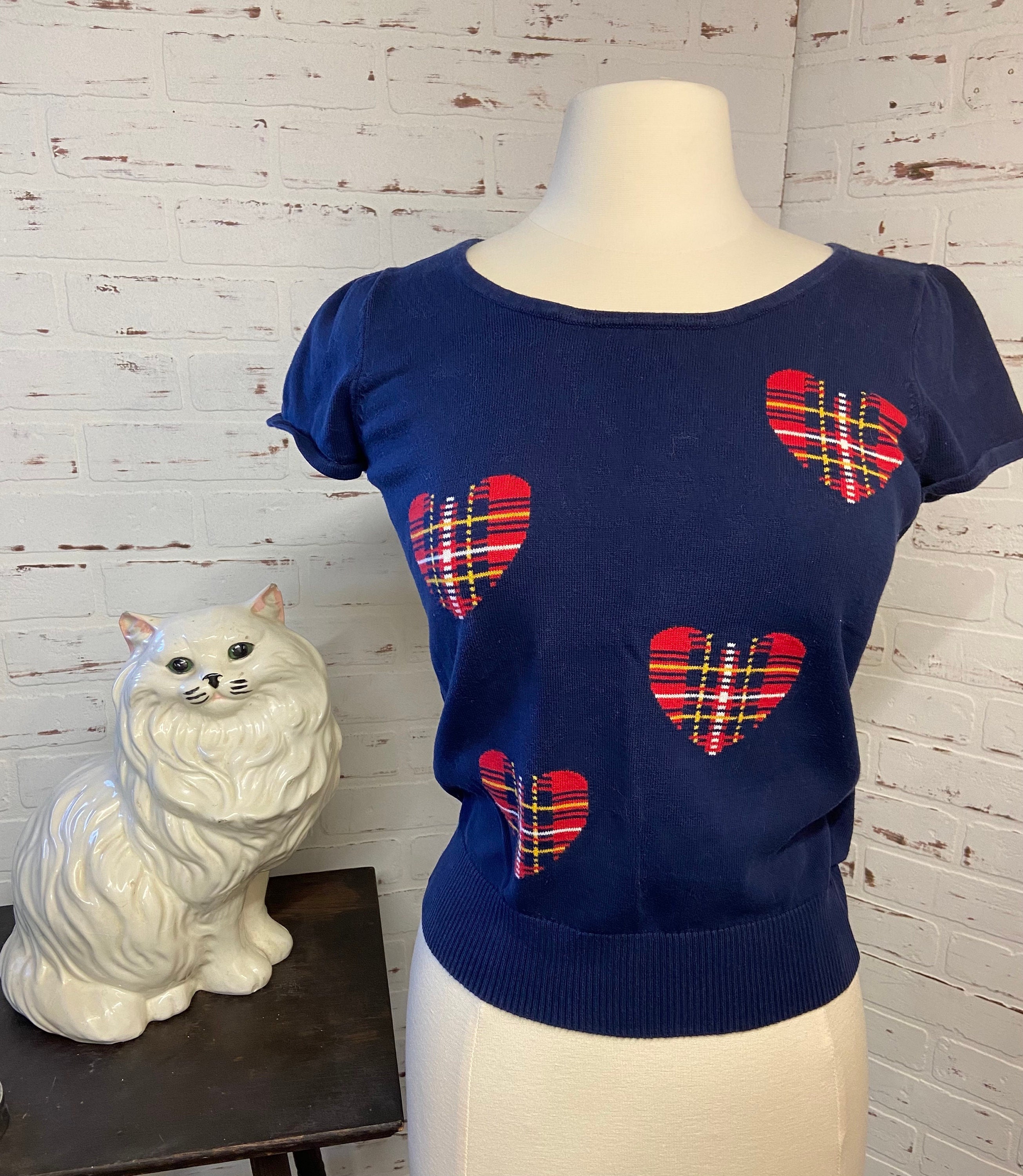 Vintage H&M Sweater Vest, Hearts and Puffed shoulders 2000s (CL-A128)