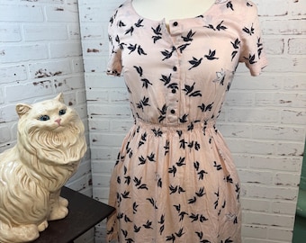 Vintage Blush Pink Bird Print Dress Size Small Black Dove Print Short Sleeve Elastic Waist Mini (CL-A183)