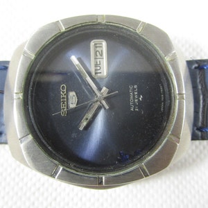 Original SEIKO 5 Automatic Day Date Japanese Wrist Vintage Watch# X980