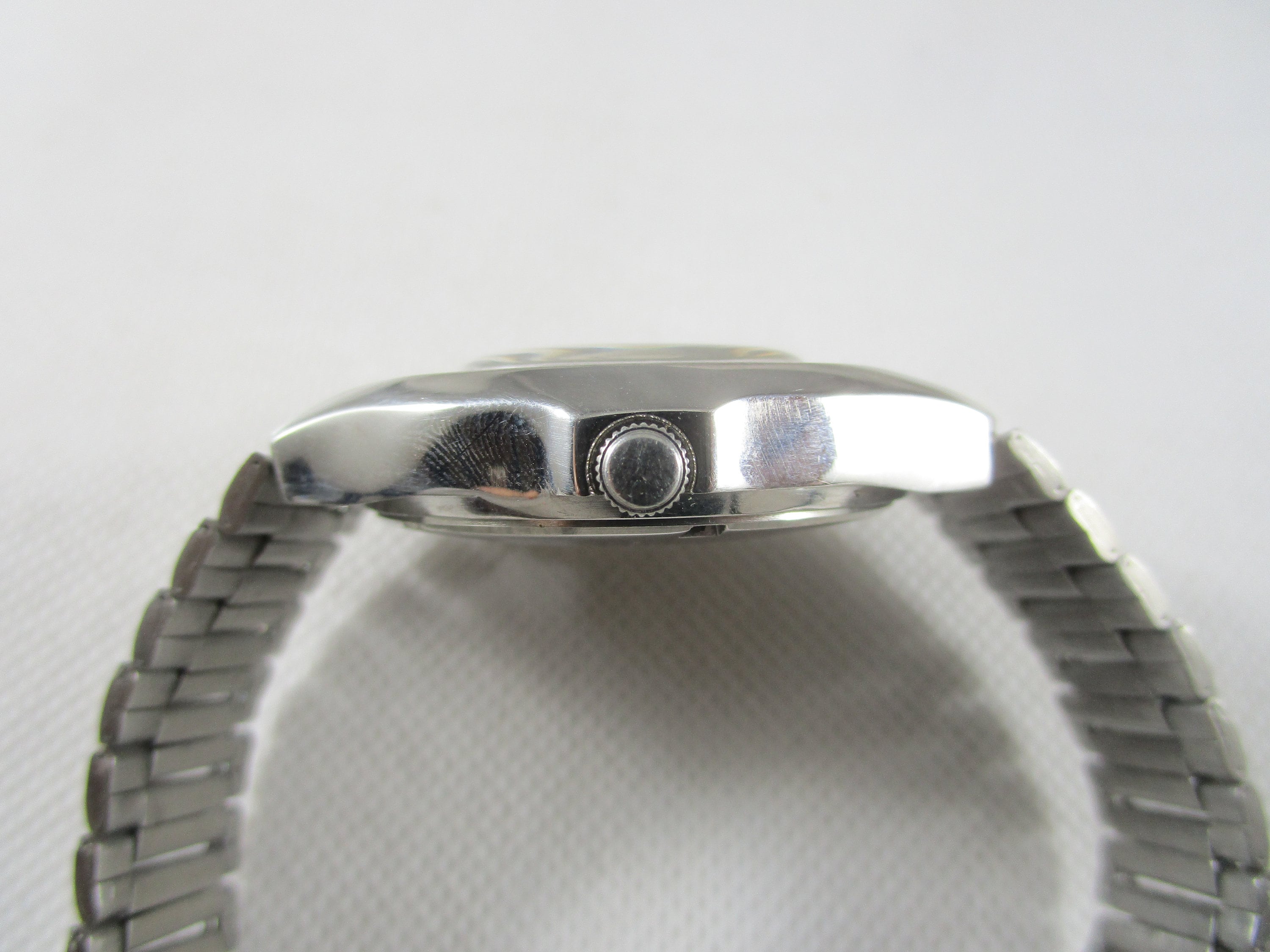 ORIGINAL SEIKO 5 Automatic 21 Jewels Day Date Japanese Wrist