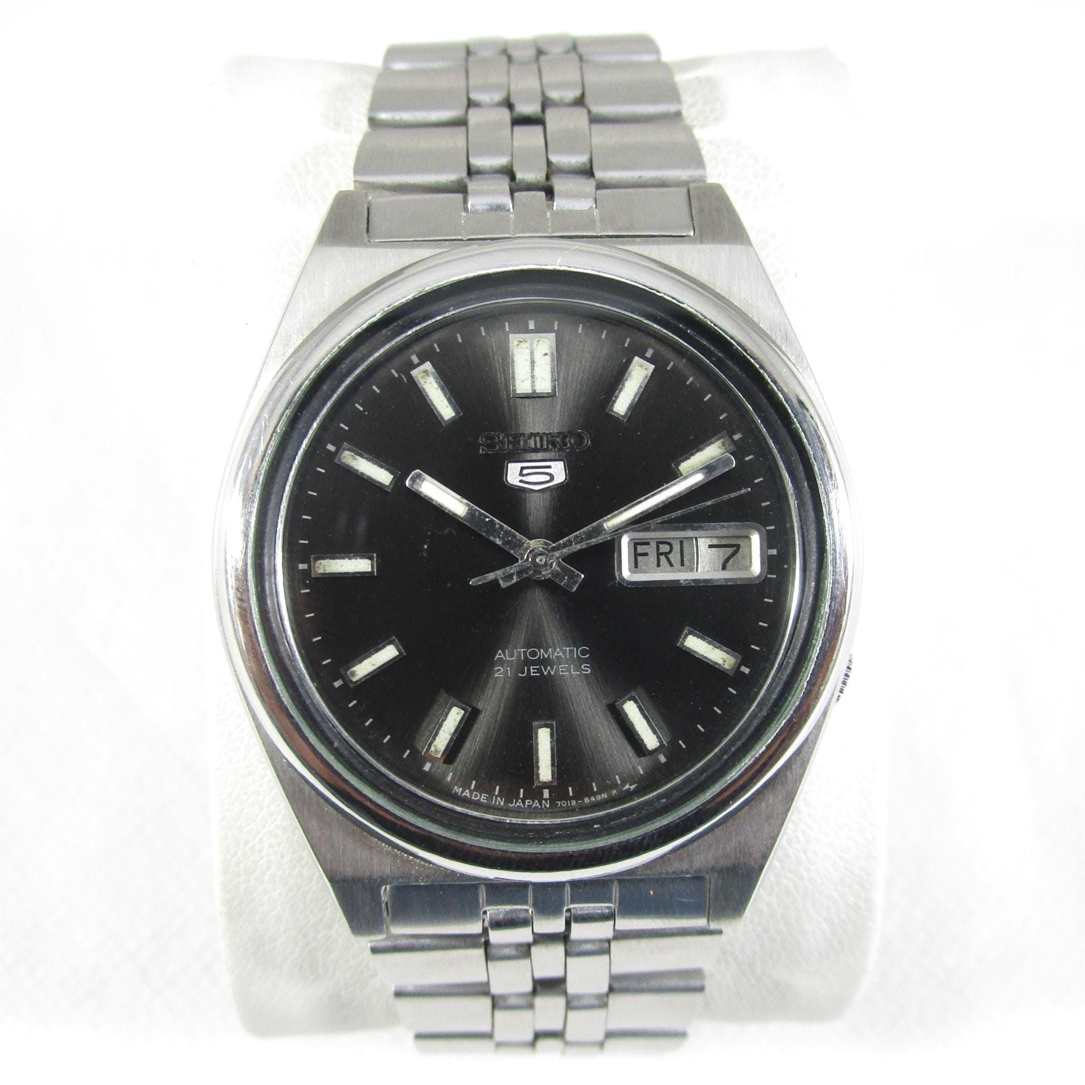 Original VINTAGE SEIKO 5 21 Jewels Day-date Automatic Japan