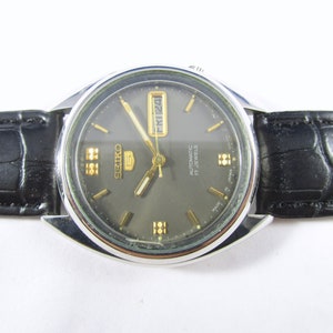 Original SEIKO 5 Automatic 17 Jewels DAY DATE Japanese Wrist Vintage Watch# T43