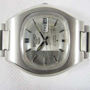 Original VINTAGE SEIKO 5 21 Jewels Day Date Automatic Japan Made Wrist Watch# Z460