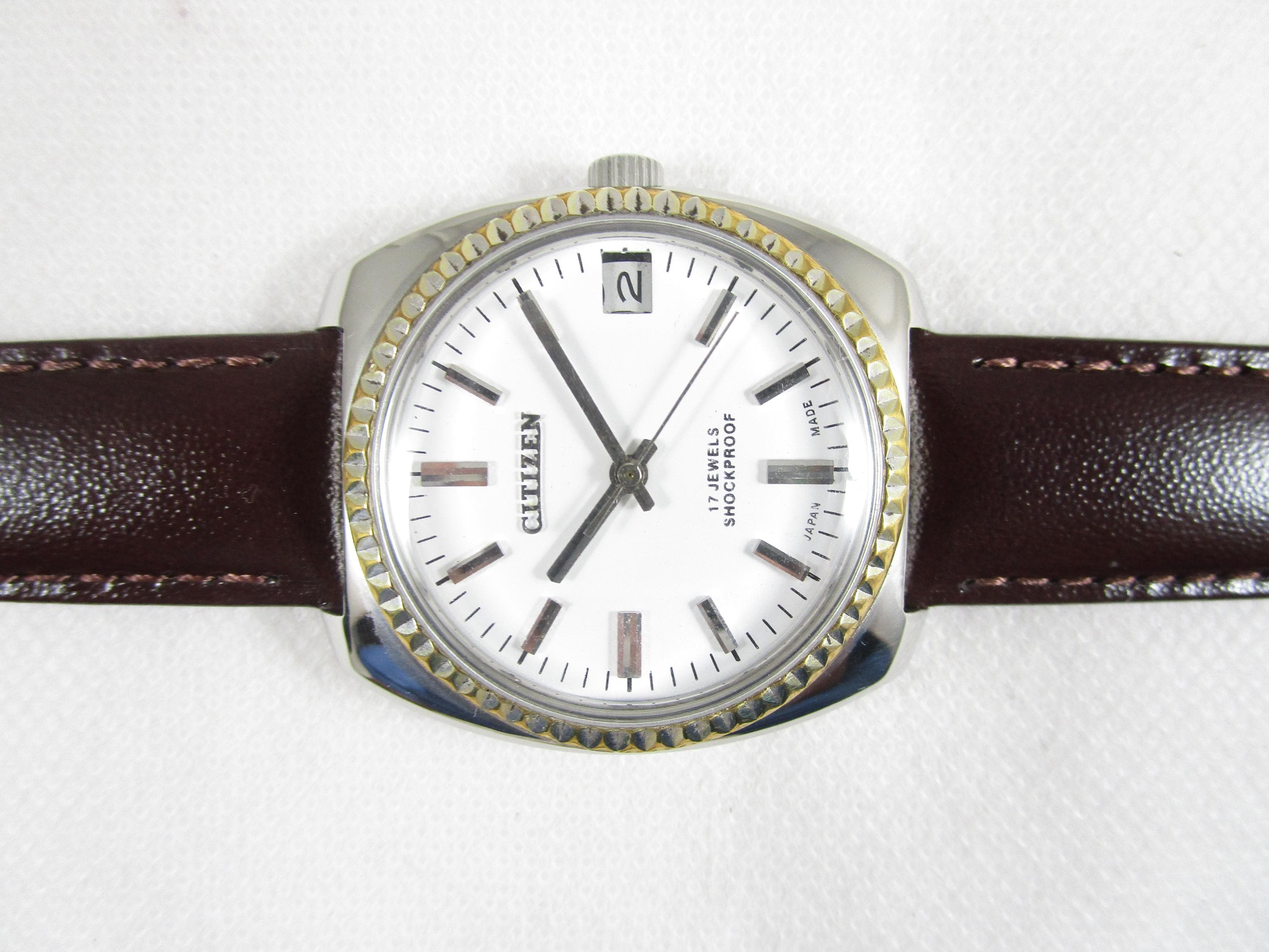Vintage CITIZEN 17 JEWELS Hand Winding Date Japan Made Watch# C450