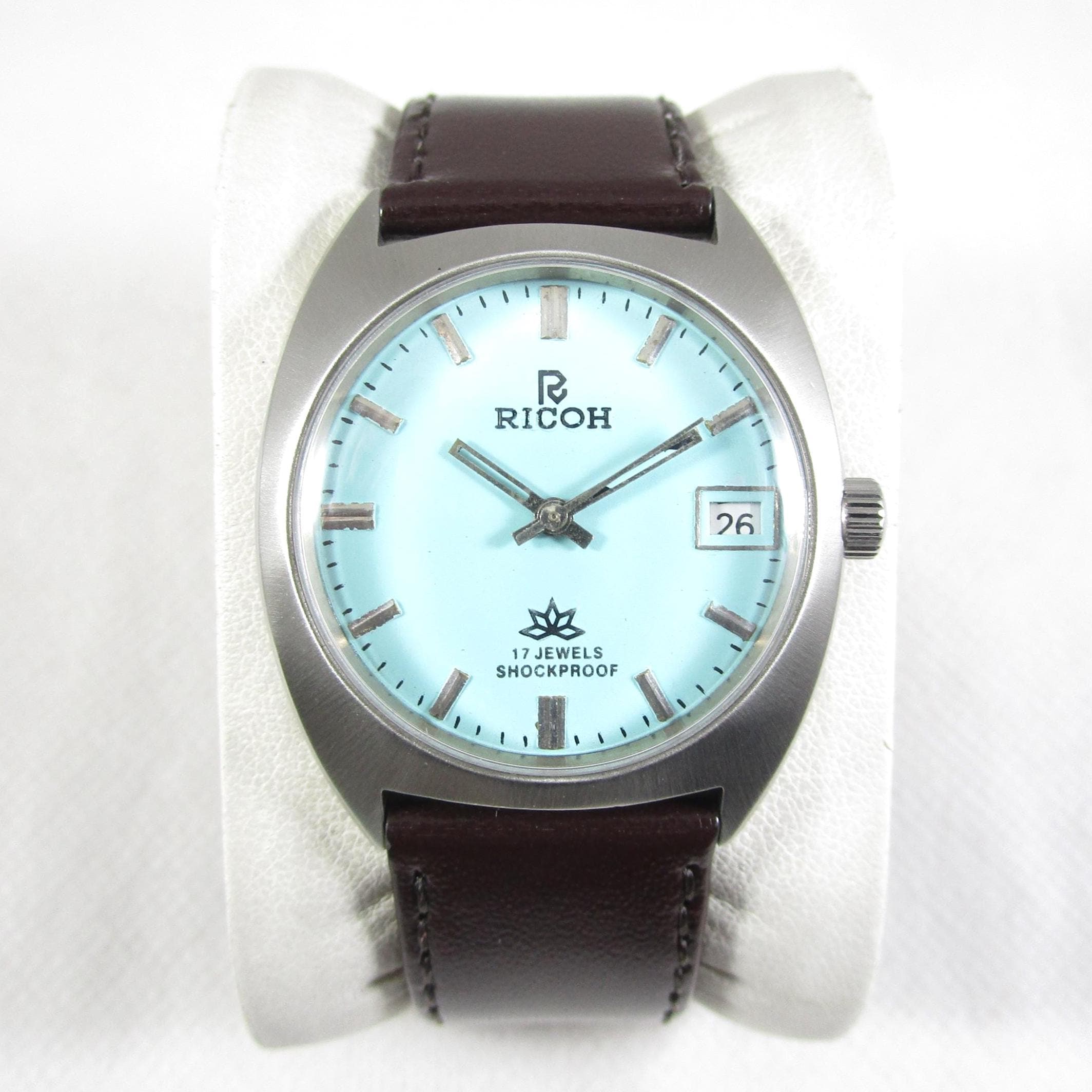 Original Vintage RICOH Hand Winding 17 Jewels Date Japanese Wrist