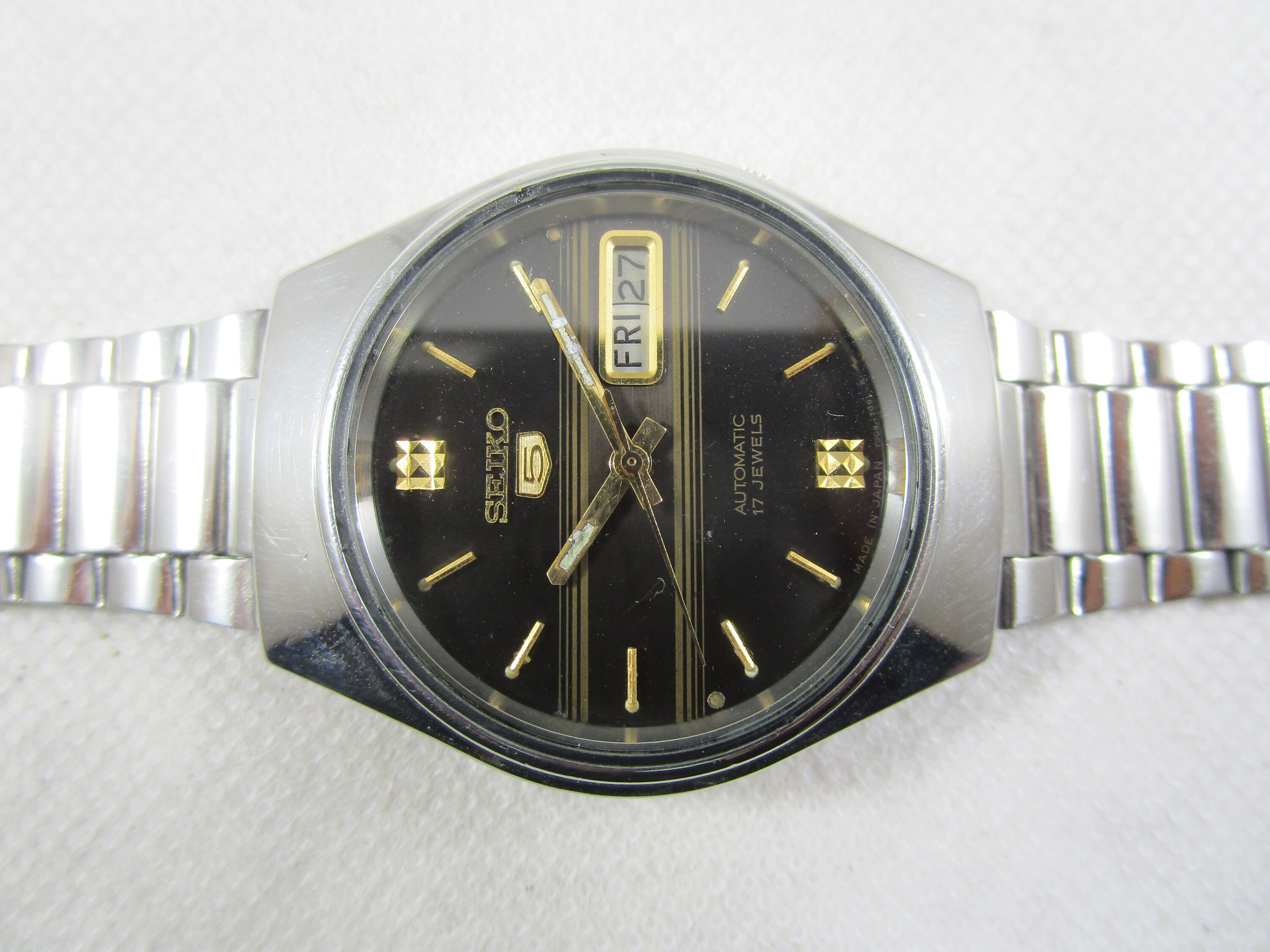 Original VINTAGE SEIKO 5 Day-date Automatic Japan Made Wrist