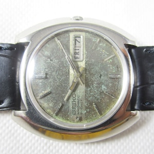 Original 100% Authentic VINTAGE SEIKO 5 Day-Date Automatic Japan Made Wrist Watch#Z92