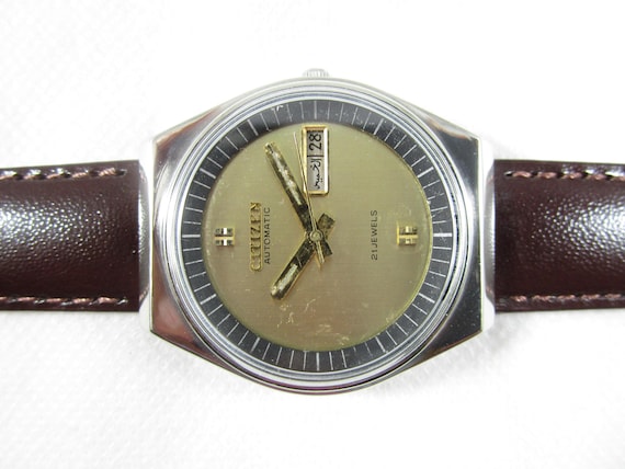 Vintage CITIZEN 21 Jewels Automatic Day Date Japan Made Watch