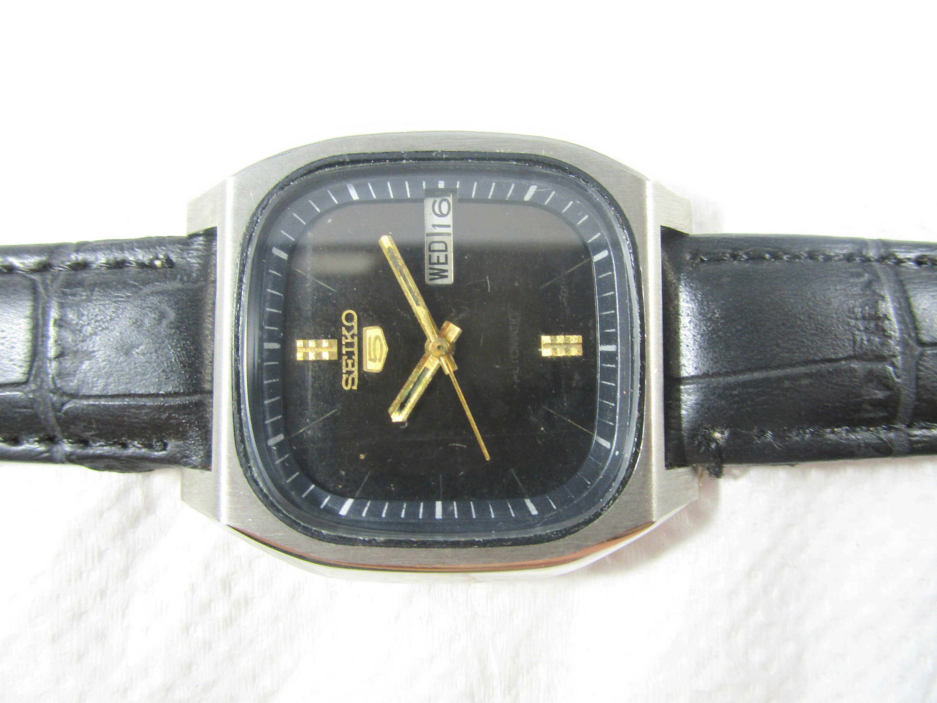 Original 100% Authentic VINTAGE SEIKO 5 7009 17 JEWELS Original