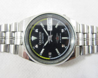 Vintage Asahi digital sports watch 100m water resistant LCD time
