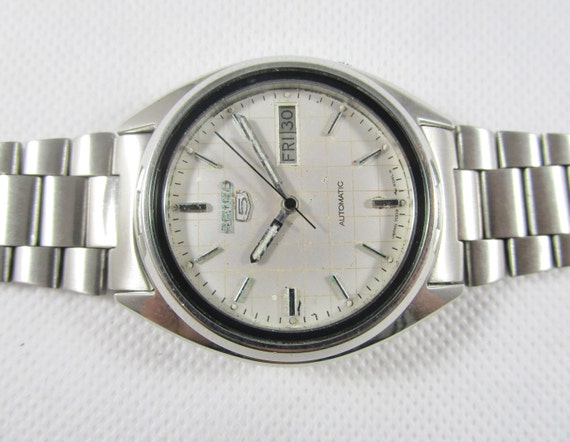Seiko 5 automatic original best sale price