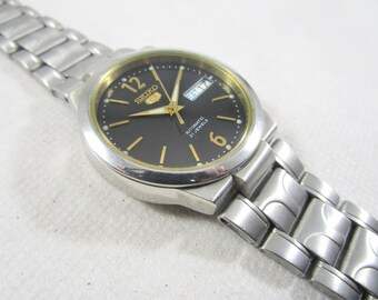 Vintage SEIKO 5 21 JEWELS Automatic Transparent Back Side Day Date Japanese Wrist Gent s Watch B681