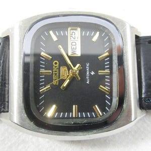 ORIGINAL SEIKO 5 Automatic Day Date Japanese Wrist Gent's Vintage