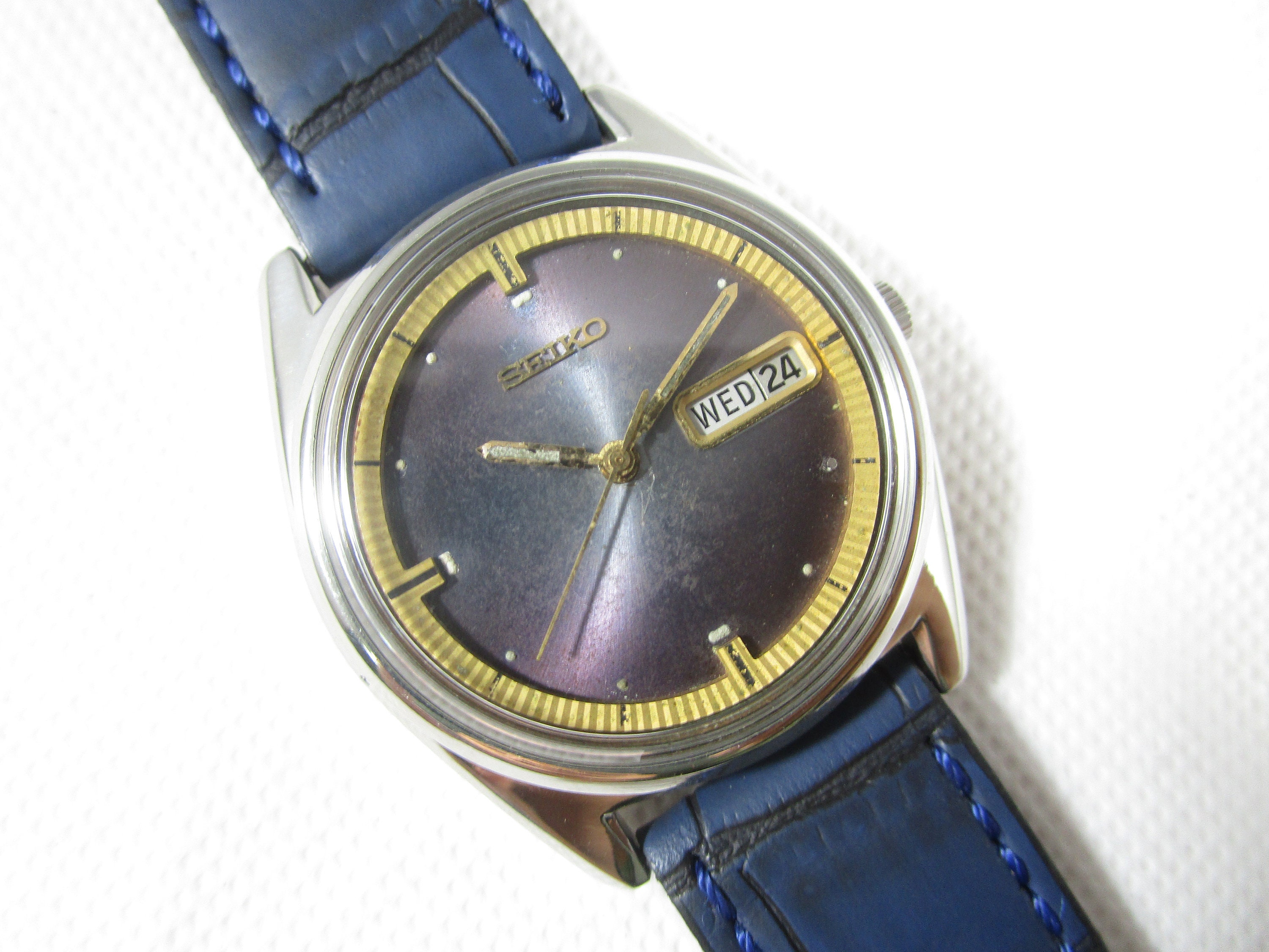Original SEIKO 5 Automatic Day Date Japanese Wrist Vintage Watch