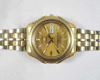 Original VINTAGE SEIKO 5 23 JEWELS Day-date Automatic Japan Made