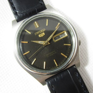 Original SEIKO 5 Automatic Day Date Japanese Wrist Vintage Watch# X975