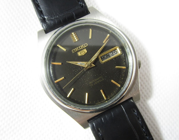 Seiko 5 deals automatic day date