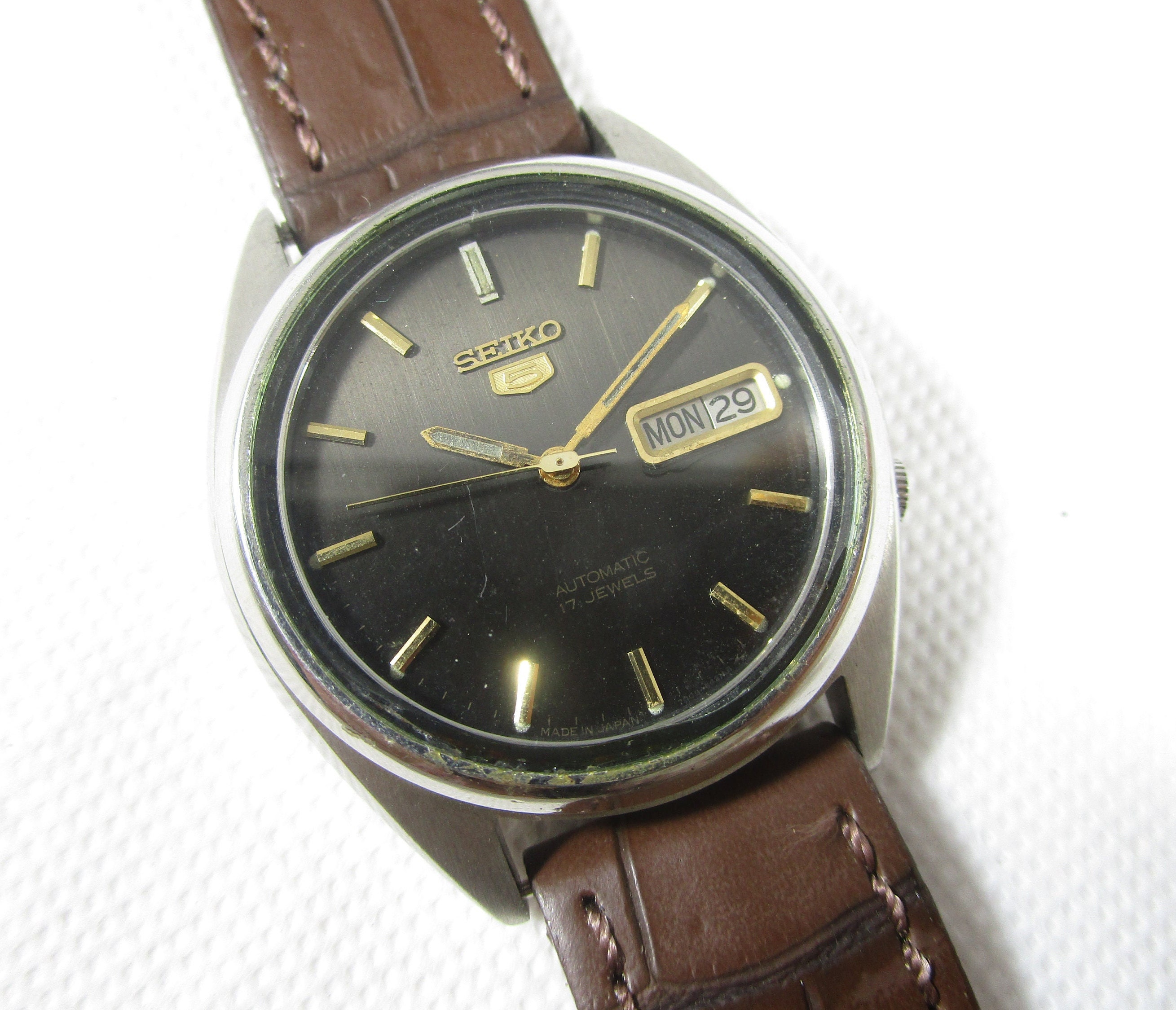 Original SEIKO 5 Automatic Day Date Japanese Wrist Vintage Watch