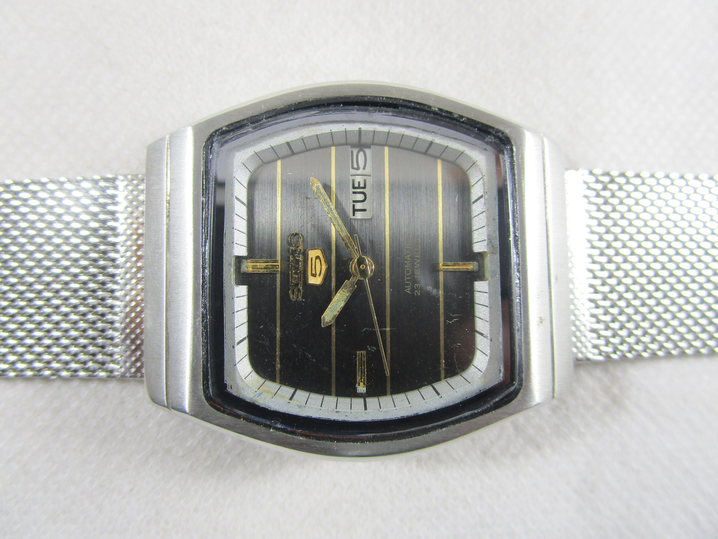 ORIGINAL SEIKO 5 Automatic 23 Jewels Day Date Japanese Wrist ORIGINAL SEIKO 5 Automatic 23 Jewels Day Date Japanese Wrist