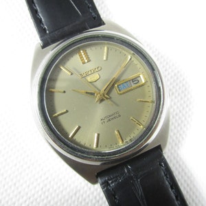 ORIGINAL SEIKO 5 Automatic Day Date Japanese Wrist Gent&#39;s Vintage Watch# X989