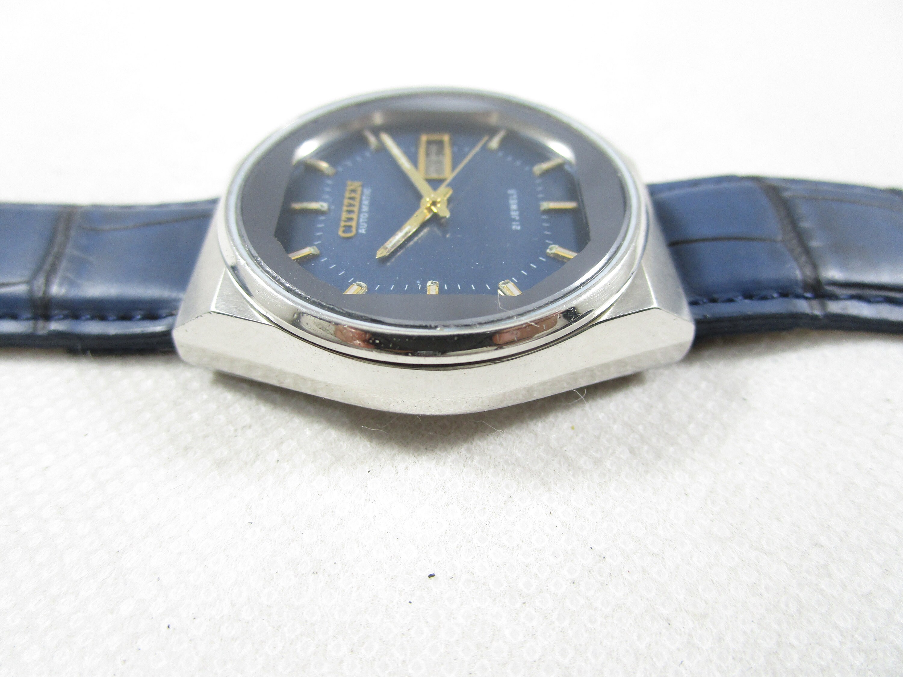 Vintage CITIZEN 21 Jewels Automatic Day Date Japan Made Watch