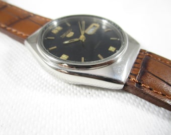 Original SEIKO Automatic Day Date Japanese Wrist Vintage Watch