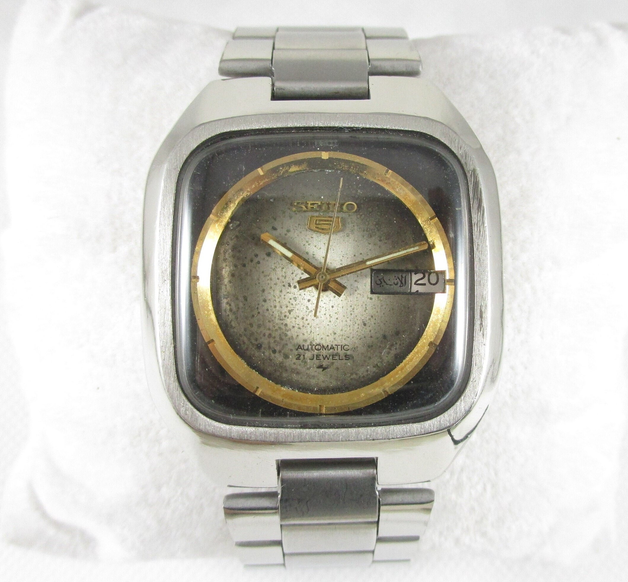 Original VINTAGE SEIKO 5 Day-date Automatic Japan Made Wrist