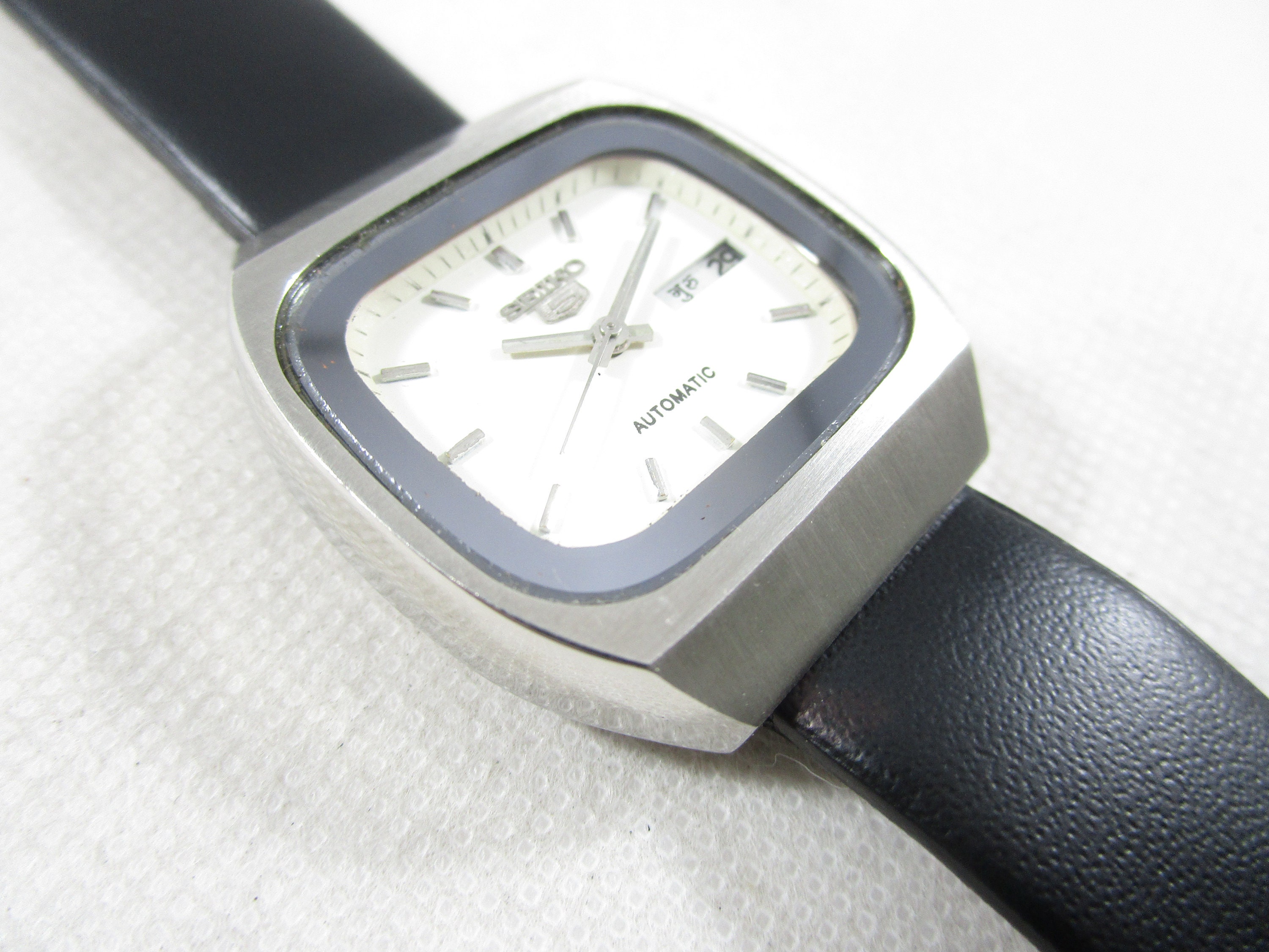 Vintage SEIKO 5 Automatic Day Date Japanese Wrist Gent's Vintage