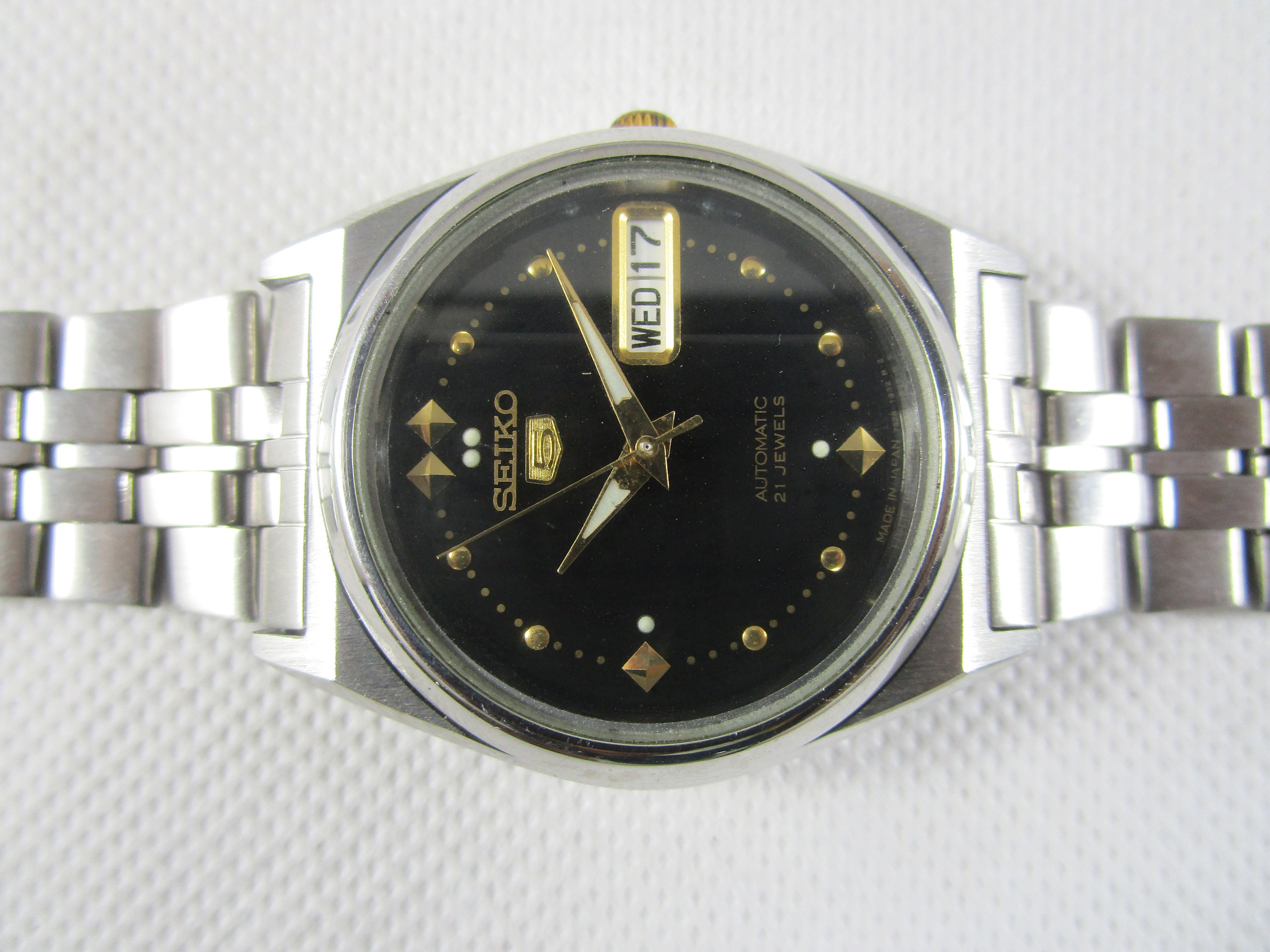 ORIGINAL SEIKO 5 Automatic 21 Jewels Day Date Japanese Wrist