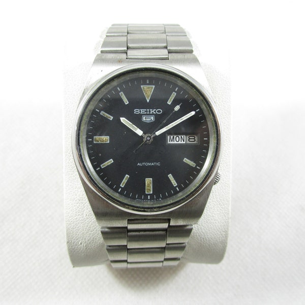 Vintage SEIKO 5 Automatik Day Date japanische Armband Herrenuhr # B643