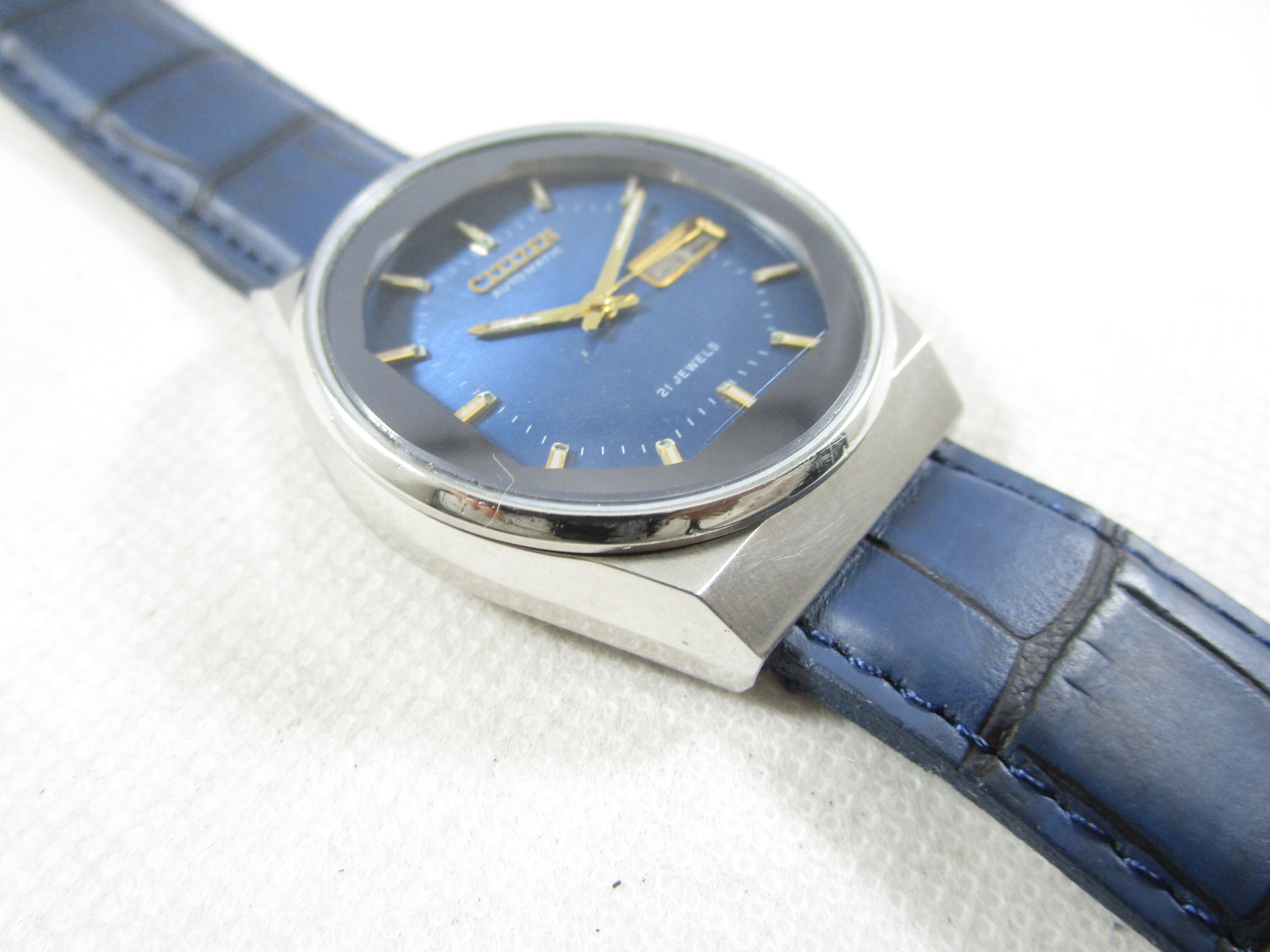 Vintage CITIZEN 21 Jewels Automatic Day Date Japan Made Watch