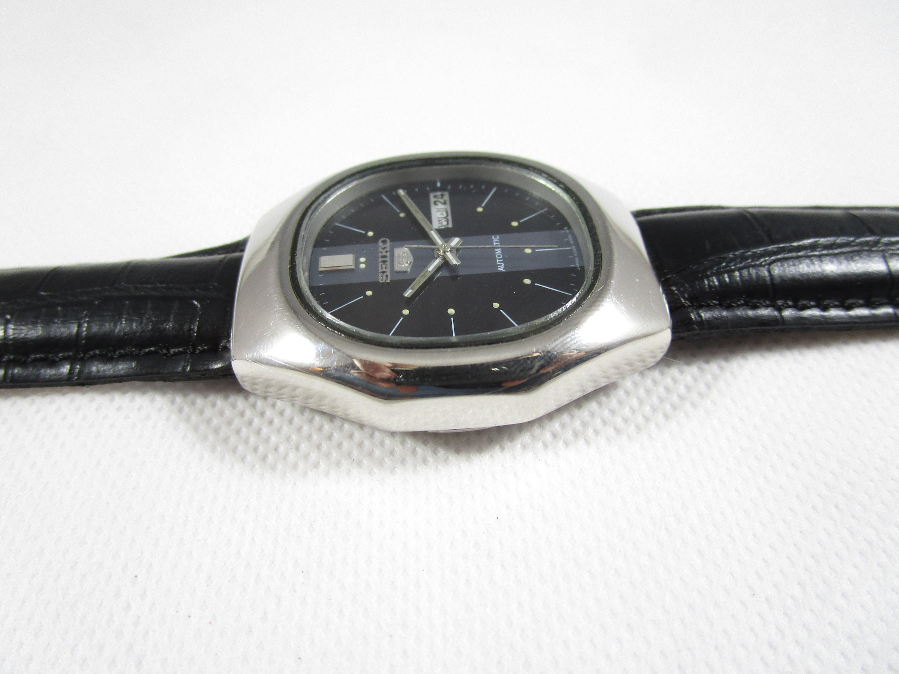 Buy Original 100% Authentic VINTAGE SEIKO 5 Day-date Automatic ...