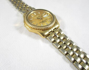 Original VINTAGE SEIKO 5 23 JEWELS Day-date Automatic Japan Made
