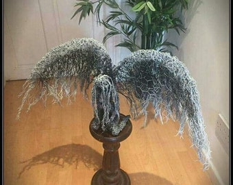 Kneeling Angel handmade wire sculpture