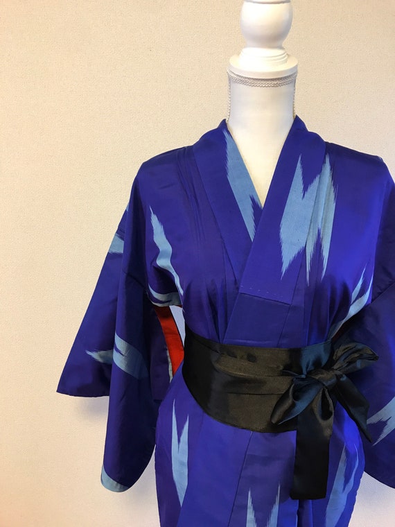 Japanese vintage silk kimono/ purple silk kimono /