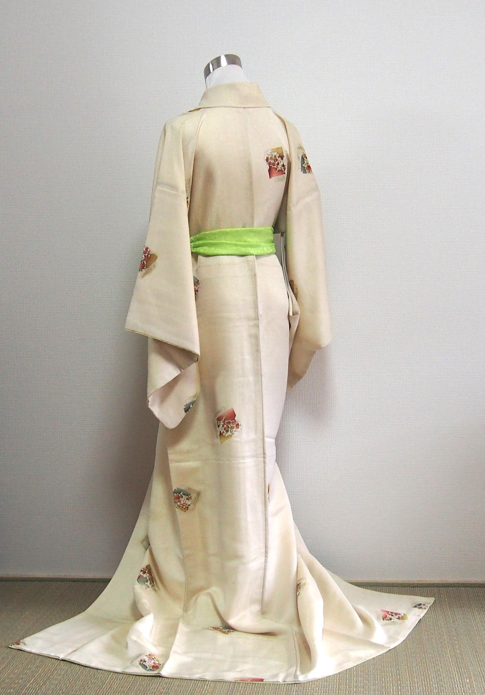 Silk Kimono/japanese Kimono/high Quality / Shiny / Gold / Lame Etsy