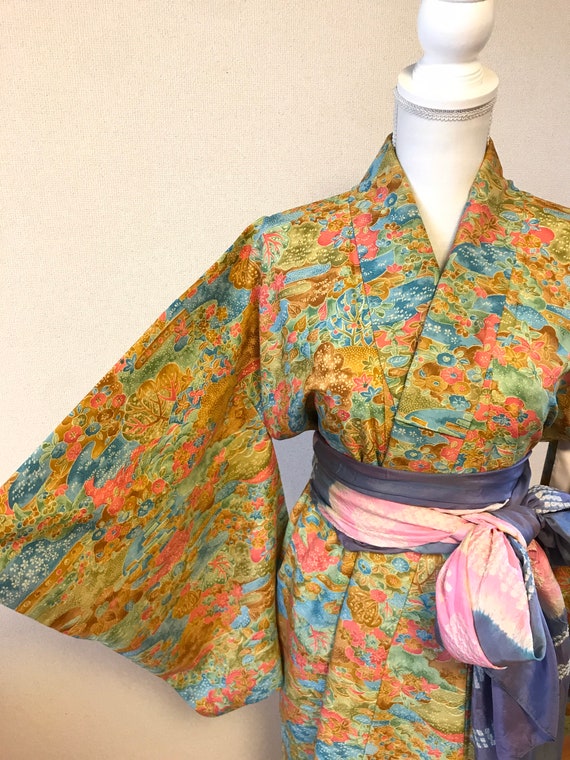 Many colors vintage kimono, Japanese vintage kimon