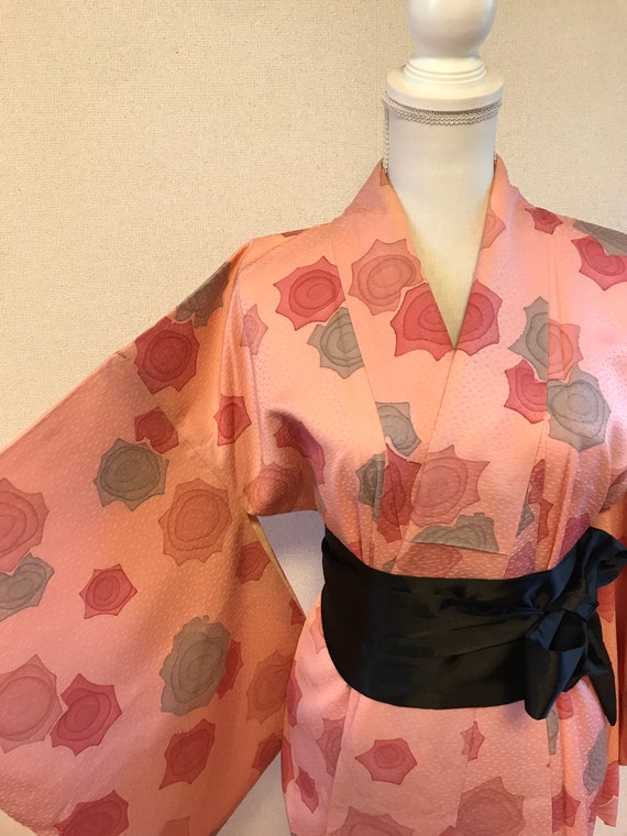 Pink silk vintage kimono / smooth silk Japanese vi