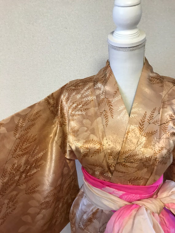 Brown gold kimono / Japanese vintage kimono / anti